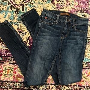 Joe’s Jeans The Icon Skinny EUC 24